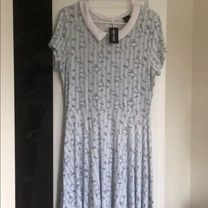 Alice in Wonderland Dress Hot Topic new with Tag